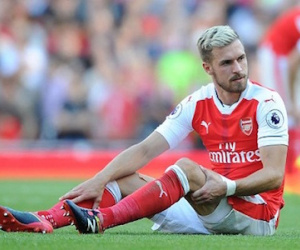 Thất thủ trước Liverpool, Arsenal còn mất Ramsey 1 tháng