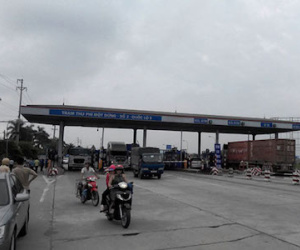 Bán ô tô đi xe máy vì phí quốc lộ 5 quá cao