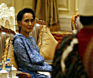 Báo Hoàn Cầu gọi bà Aung San Suu Kyi là "nhà chính trị thực dụng"