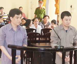 Cán bộ tuyên giáo giúp em kết nghĩa lừa bán đất khống