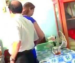 Phó giám đốc sở "sờ soạng" nữ tạp vụ phải làm giải trình lại