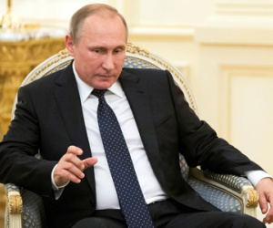 Ukraina nghi ngờ ông Putin chuẩn bị tấn công toàn diện