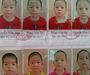 8 bé được giải cứu khỏi ổ buôn người mong chờ cha, mẹ