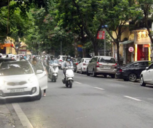 Hà Nội thí điểm đỗ xe theo ngày chẵn, lẻ: Nhiệm vụ bất khả thi?