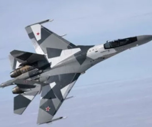 Không quân Mỹ đổi màu F-16 giống Su-35 của Nga