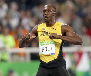 Bolt muốn được sánh ngang hai huyền thoại Ali và Pele