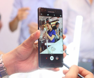 FPT Shop giao 1.500 máy trong ngày đầu mở bán Galaxy Note 7