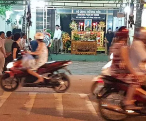 Vụ bí thư và chủ tịch bị bắn ở Yên Bái: Hai đám tang trên cùng một con đường, cách nhau 200m