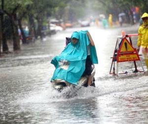 Áp thấp nhiệt đới gây mưa lớn, lũ quét ở miền Bắc