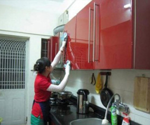 Các mẹ cứ nói xấu, "bóc phốt" osin nữa đi, rồi 1 ngày chúng tôi sẽ đi làm thuê cho Tây