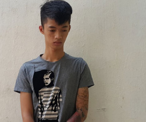 Nữ giám đốc bị túm tóc hành hung giữa chợ