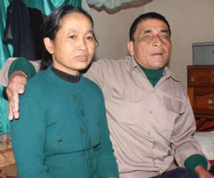Bát nước chè làm nên 26 năm ân nghĩa của đôi vợ chồng bị “trời đày”