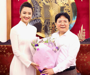 Thứ trưởng Bộ Văn hóa dặn HH Thu Ngân không hút thuốc