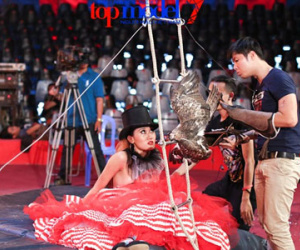 Cô gái cao nhất nhà chung Next Top bị loại vì diễn dở