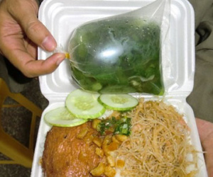 Hiểm họa khôn lường từ túi nilon, hộp đựng thức ăn