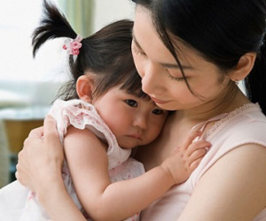 "Là mẹ đã sai khi mải chăm em bé mà quên mất sự tồn tại của con"