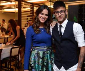 Neymar tặng HCV Olympic cho người yêu cũ