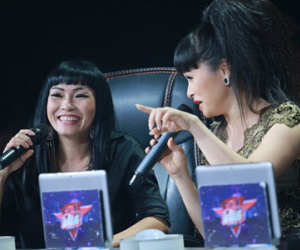 Trang Nhung phản pháo Phương Thanh trên ghế nóng