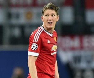 M.U chấp nhận thanh lý Schweinsteiger với giá bèo bọt