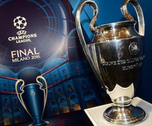 Tại sao Champions League không phải máy in tiền?