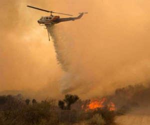 10.000 lính cứu hỏa chống cháy rừng ở California 