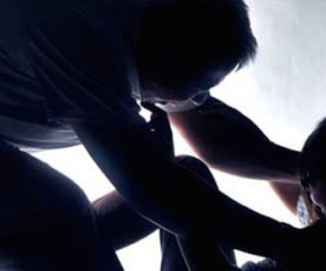 Cha kịp thời cứu con gái đang bị "yêu râu xanh" hãm hại