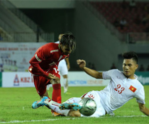 Chịu bàn thua tranh cãi, U19 Việt Nam tuột chiến thắng