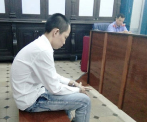 Đâm chết người từ việc dùng quần lót trêu chọc nhau
