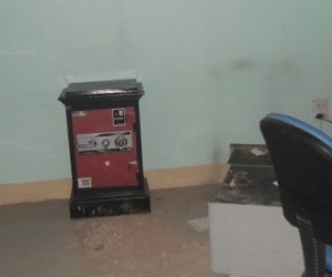 Kẻ gian đột nhập UBND huyện phá két sắt trộm tiền, vàng