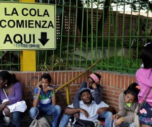 Venezuela “chảy máu” toàn diện
