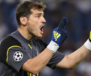Casillas năm thứ 18 liên tiếp dự Champions League
