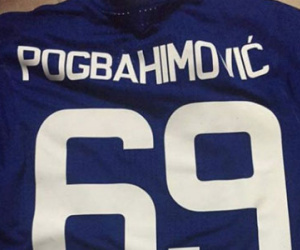 CĐV Man Utd tự thiết kế áo đấu kỳ quái "Pogbahimovic 69"