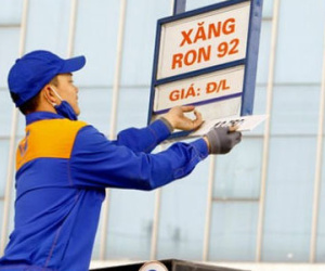 Giá xăng “cõng” thêm 200 đồng/lít vì cách tính thuế mới?