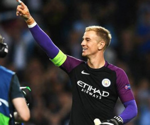 Joe Hart tái xuất, Man City vào vòng bảng Champions League
