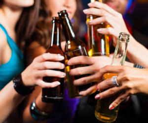 7 thói quen xấu làm suy giảm hệ miễn dịch