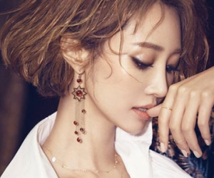 Go Joon Hee ấn tượng với tóc vàng bạch kim