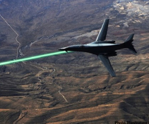 Máy bay Mỹ sẽ có vũ khí laser vào năm 2021