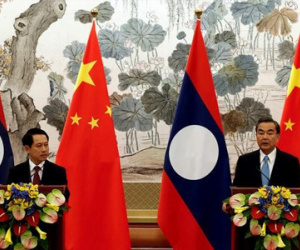 Trước chuyến thăm của ông Obama, Lào có dấu hiệu "ngãng ra" khỏi Trung Quốc