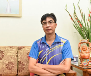 Bố hoa hậu Mỹ Linh: "Tôi mất ngủ khi con nổi tiếng"