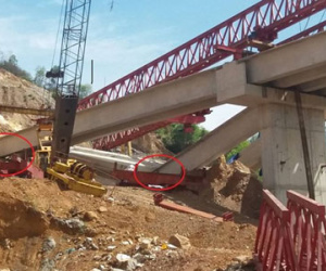 Dầm cầu đường cao tốc gãy sập sau khi nghiệm thu