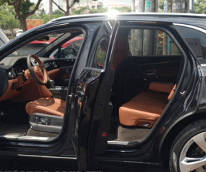 Khám phá nội thất chiếc SUV siêu sang Bentley Bentayga 23 tỷ Đồng tại Việt Nam