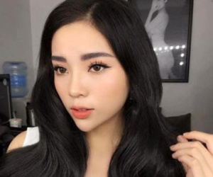 Kỳ Duyên tái xuất với hình ảnh khác lạ sau scandal