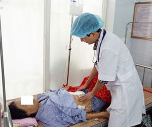 Nữ bệnh nhân phải cắt 4/5 dạ dày vì lười đi khám khi bị đau bụng âm ỉ