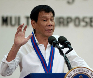 Ông Duterte muốn được người Trung Quốc đối xử “như anh em”