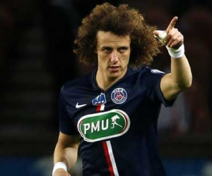 Chelsea sắp tái hợp "bom xịt" David Luiz, Marcos Alonso tới kiểm tra y tế