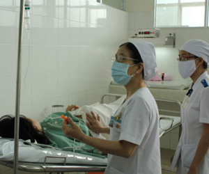 Chồng có BHXH, vợ sinh con vẫn được lãnh tiền thai sản