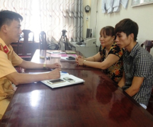 Thông tin chính thức về vụ "CSGT vung gậy khiến người đi đường gẫy răng"