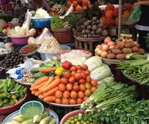 Trước kỳ nghỉ lễ 2.9, rau xanh tăng giá chóng mặt