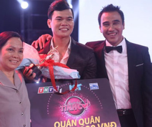 Chàng trai nuôi heo trở thành quán quân Người hát tình ca