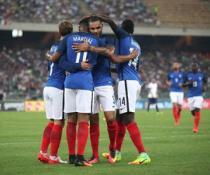 Italy 1-3 Pháp: Pogba tỏa sáng, Giampiero Ventura ra mắt thất bại